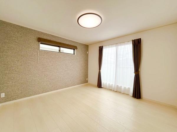 豊橋市草間町東山新築戸建(全３棟)１号棟