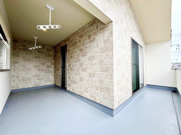 豊橋市草間町東山新築戸建(全３棟)２号棟