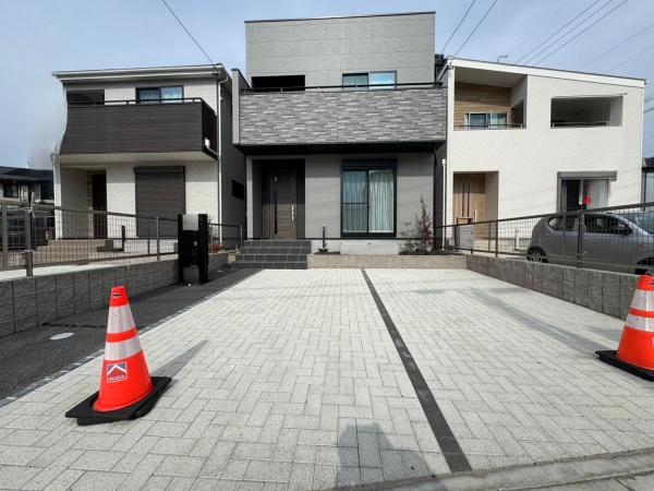 豊橋市南牛川一丁目新築戸建(全３棟)２号棟