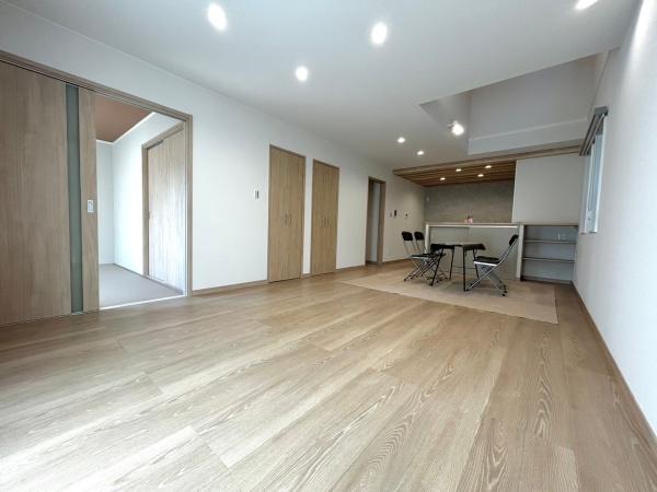 豊橋市三ノ輪五丁目　新築戸建（全３棟）２号棟