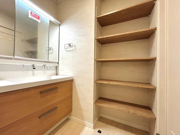 豊橋市三ノ輪五丁目　新築戸建（全３棟）２号棟