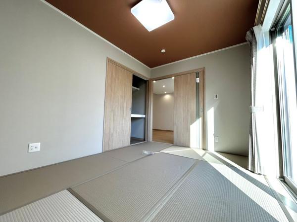 豊橋市三ノ輪五丁目　新築戸建（全３棟）２号棟