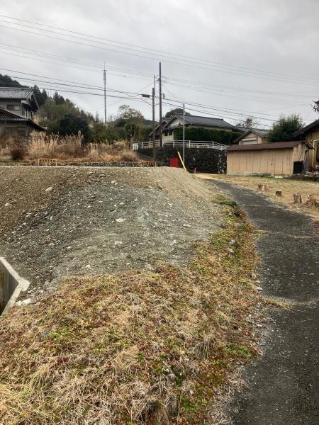 新城市下吉田字紺屋平の土地