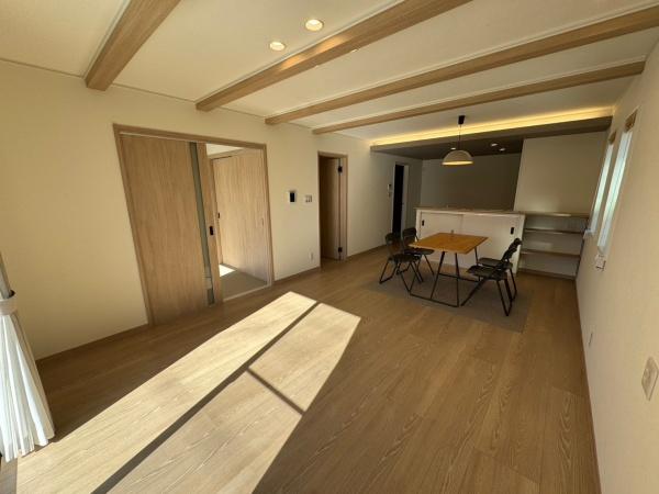 豊橋市牛川通三丁目　新築戸建（全３棟）１号棟