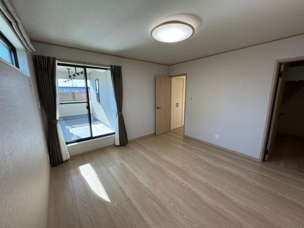 豊橋市牛川通三丁目　新築戸建（全３棟）１号棟