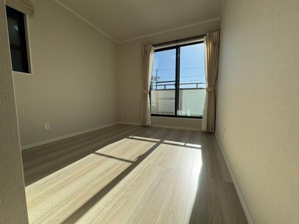 豊橋市牛川通三丁目　新築戸建（全３棟）３号棟