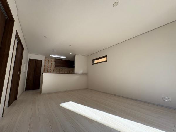 豊橋市菰口町5丁目新築戸建(全３棟)２号棟