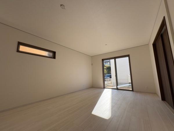 豊橋市菰口町5丁目新築戸建(全３棟)２号棟