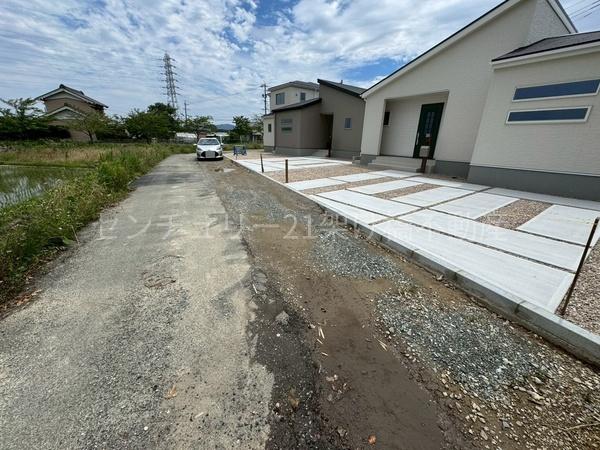 豊橋大村町2期　新築戸建（全3棟）2号棟　リーブルガーデン
