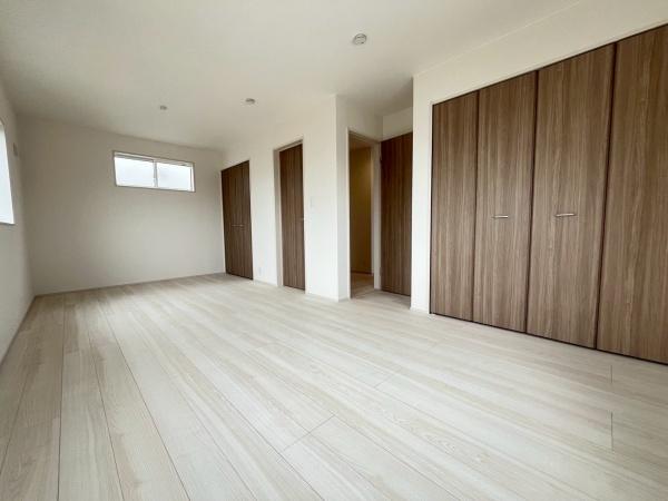 豊橋市緑ヶ丘１丁目　新築戸建（全５棟）１号棟