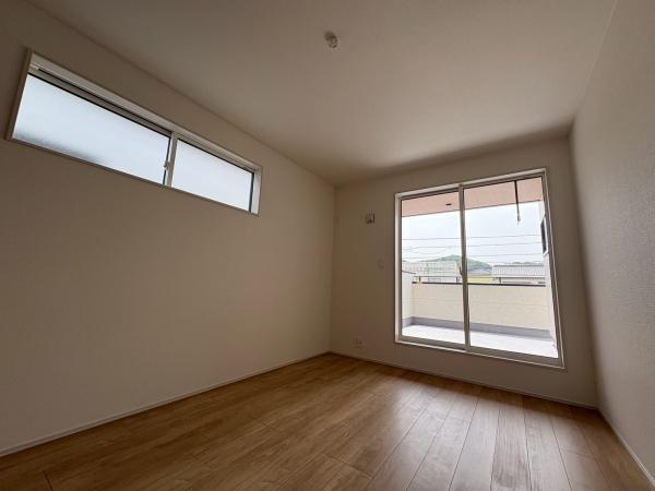 豊橋市緑ヶ丘１丁目　新築戸建（全５棟）２号棟