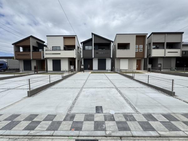 豊橋市緑ヶ丘１丁目　新築戸建（全５棟）３号棟