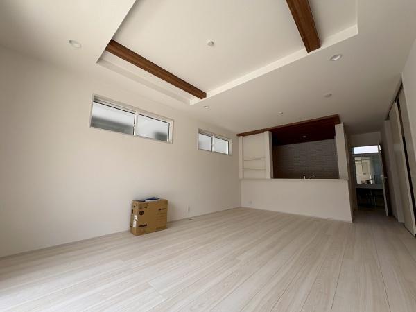 豊橋市緑ヶ丘１丁目　新築戸建（全５棟）４号棟