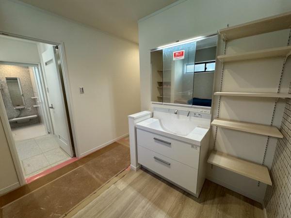 豊橋市牟呂坂津土地区画整理17街区（全１棟）