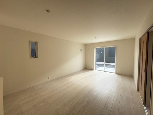 豊川市平尾町57期　新築戸建（全8棟）3号棟