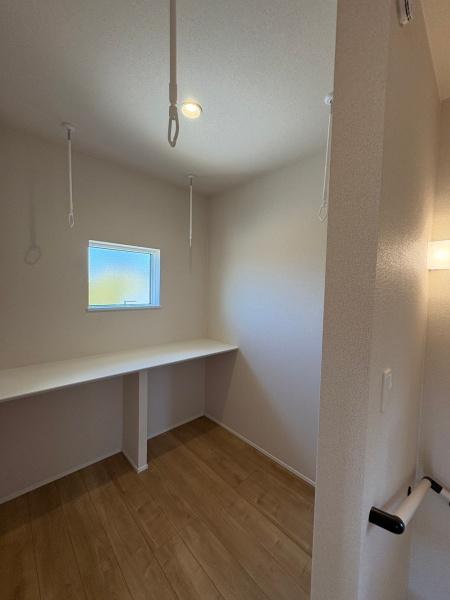 田原赤羽根町24-1期　新築戸建（全2棟）2号棟リナージュ