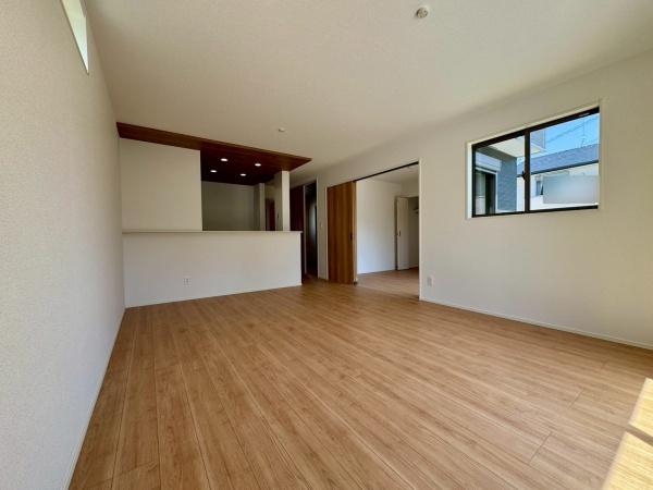 豊橋市牧野町　新築戸建（全５棟）１号棟　グラファーレ