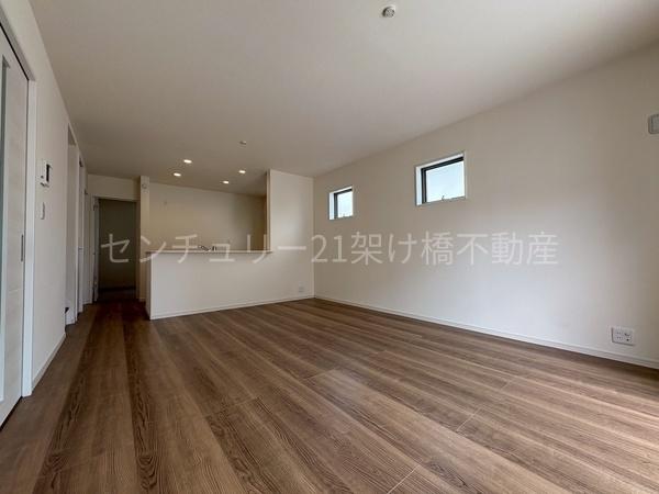 豊川市新豊町１丁目58期　新築戸建（全３棟）２号棟