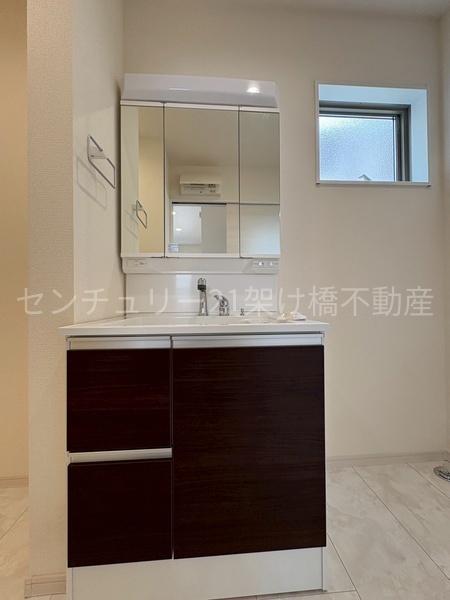 豊川市新豊町１丁目58期　新築戸建（全３棟）２号棟
