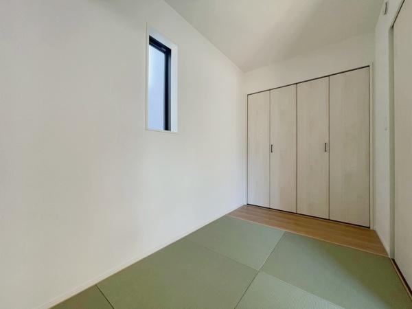 豊橋市東郷町　新築戸建（全3棟）2号棟　グラファーレ