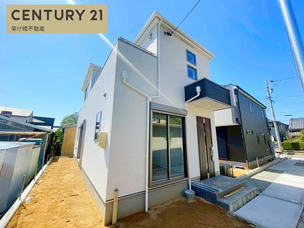 豊橋市東郷町　新築戸建（全3棟）3号棟　グラファーレ