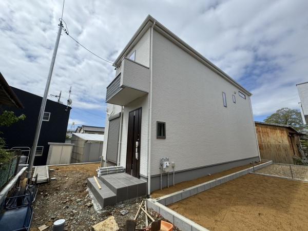 豊橋市東郷町　新築戸建（全3棟）3号棟　グラファーレ