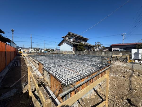 豊川市伊奈町佐脇原　新築戸建（全３棟）１号棟