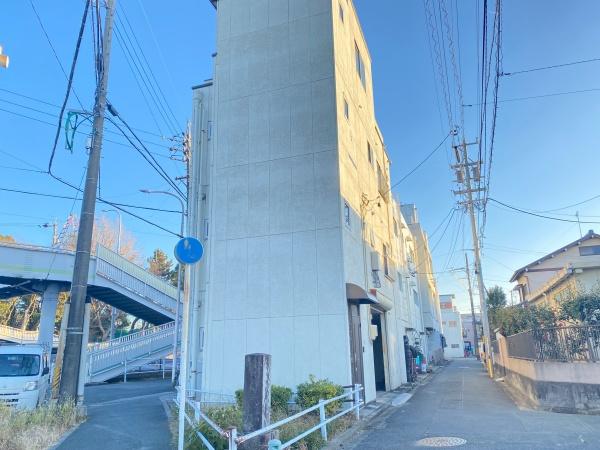 豊橋市富本町　中古住宅兼事務所