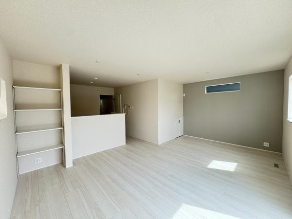 豊橋市多米中町1丁目　新築戸建（全３棟）１号棟