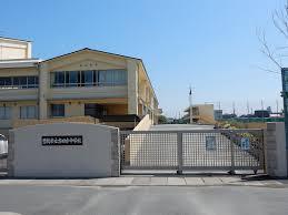 豊橋市新栄町字東小向の土地(豊橋市立吉田方中学校)