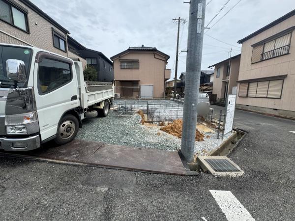 豊橋市三本木町第4　新築戸建（全1棟）