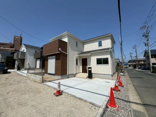 豊橋市曙町23ー1期新築戸建(全６棟)４号棟リナージュ