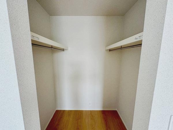 豊橋市曙町23ー1期新築戸建(全６棟)５号棟リナージュ