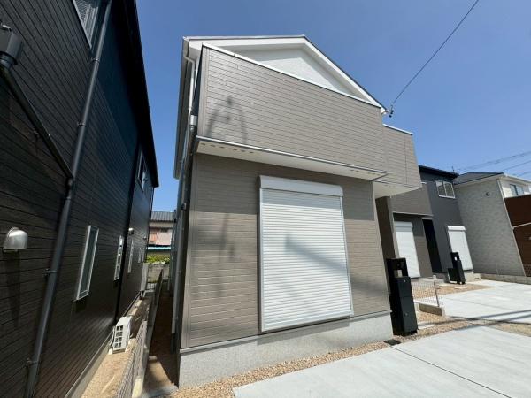 豊橋市曙町23ー1期新築戸建(全６棟)６号棟リナージュ