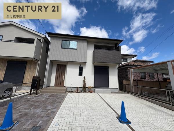 豊川市三蔵子大道　新築戸建（全５棟）２号棟
