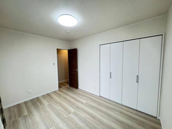 豊川市三蔵子大道　新築戸建（全５棟）２号棟