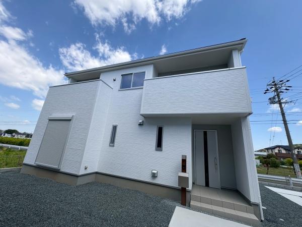 豊橋市緑ヶ丘1丁目　新築戸建（全3棟）3号棟リーブルガーデン