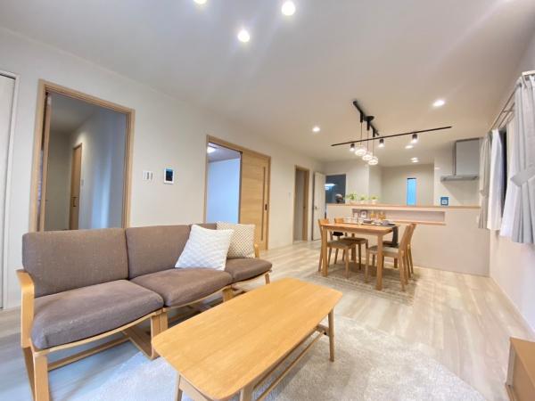 豊川市東豊町４丁目　新築戸建（全１棟）