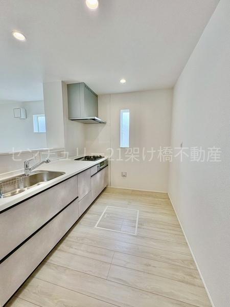 豊橋市多米中町２丁目　新築戸建（全7棟）2号棟