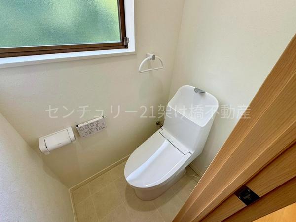 豊川市三蔵子町野河薮の中古一戸建て(トイレ)