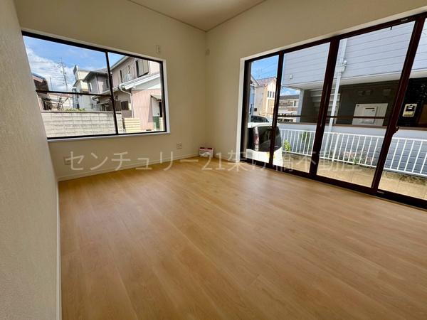 豊川市三蔵子町野河薮の中古一戸建て(洋室)