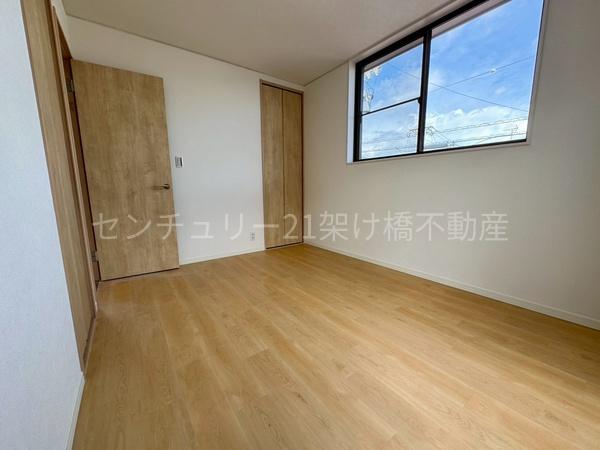 豊川市三蔵子町野河薮の中古一戸建て(洋室)