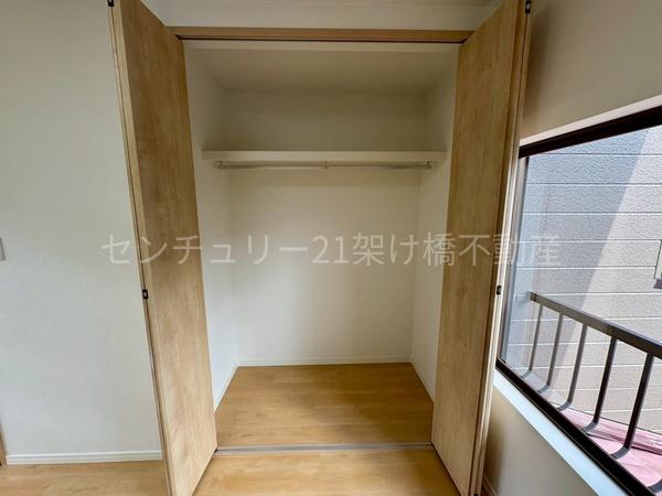 豊川市三蔵子町野河薮の中古一戸建て(収納)