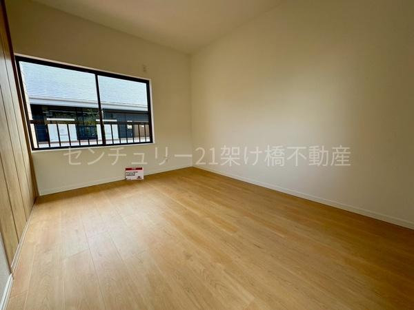 豊川市三蔵子町野河薮の中古一戸建て(洋室)