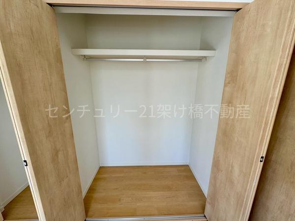 豊川市三蔵子町野河薮の中古一戸建て(収納)