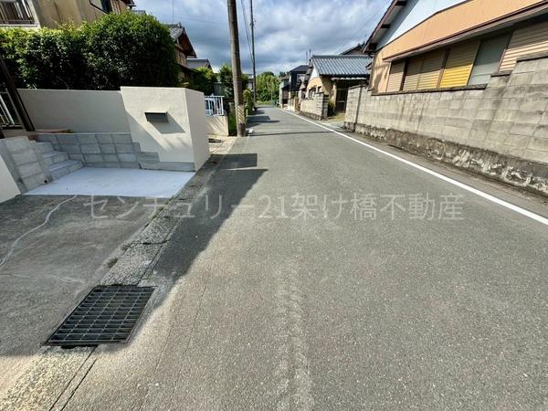 豊川市三蔵子町野河藪　中古住宅