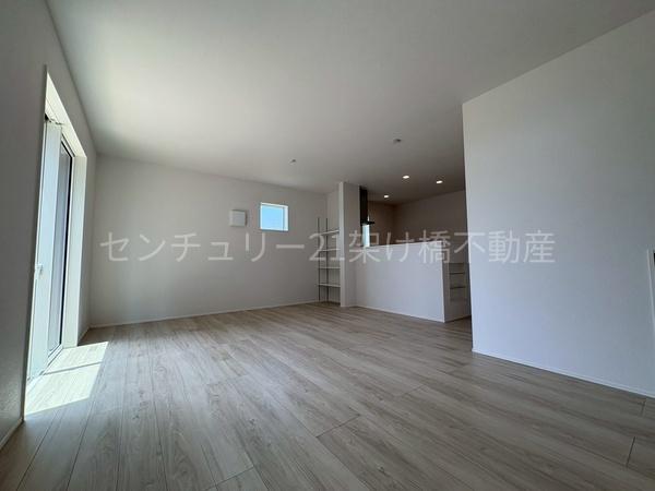 豊川市平尾町24-1期　新築戸建（全４棟）１号棟リナージュ
