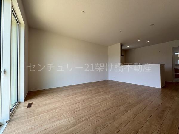 豊川市平尾町24-1期　新築戸建（全４棟）３号棟リナージュ