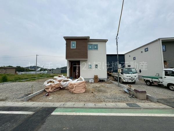 豊川市平尾町24-1期　新築戸建（全４棟）３号棟リナージュ
