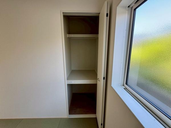 豊川市篠束町第4(全2棟)1号棟クレイドルガーデン